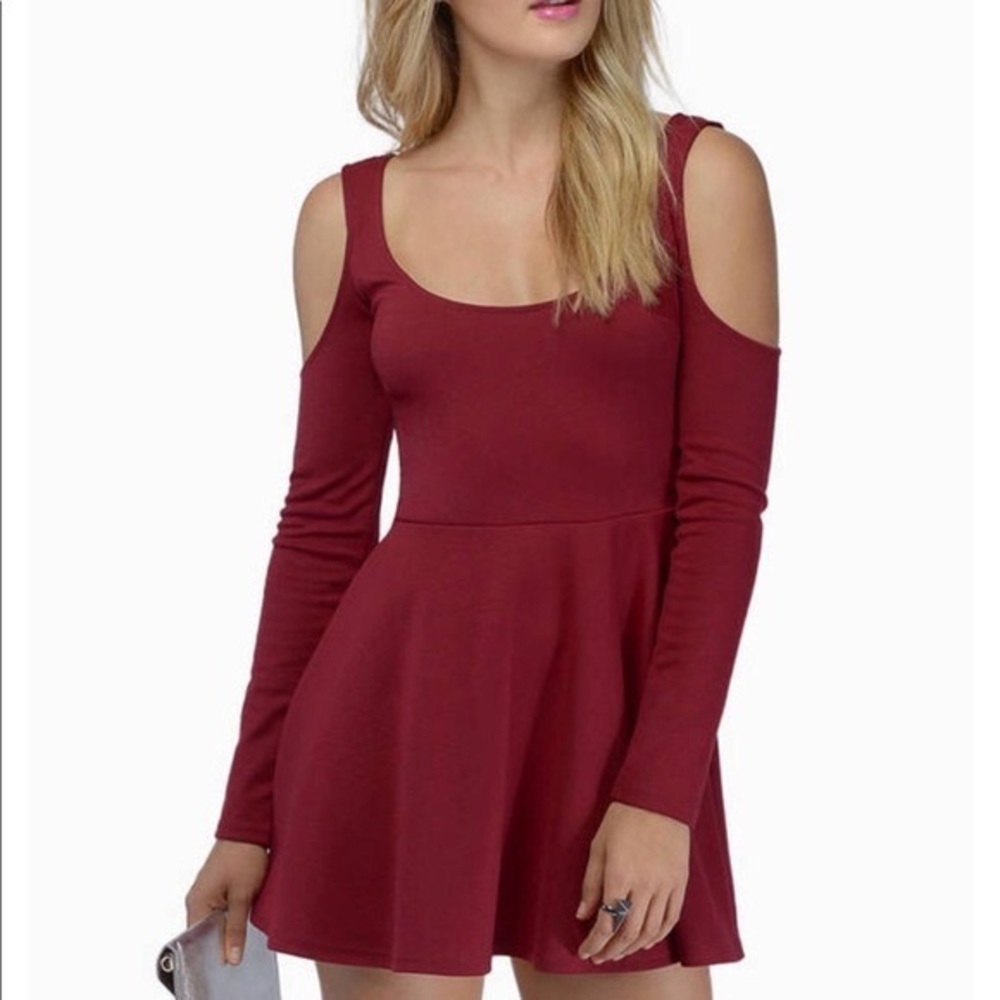 Tobi Long-Sleeved Red Dress XS